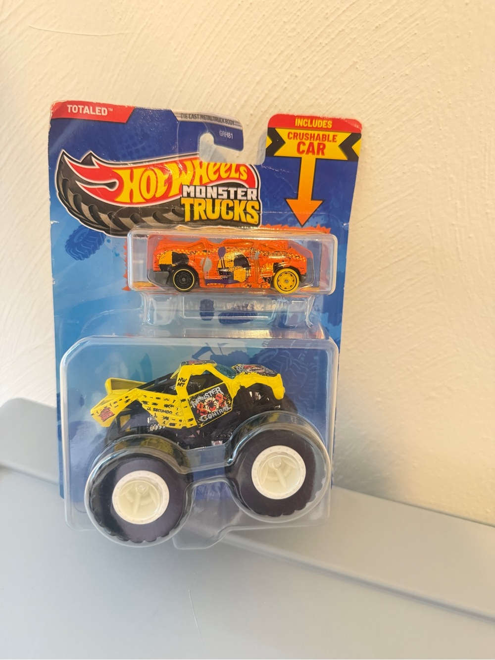 Hot Wheels Monster Trucks Yellow Crushable Car Pack- “Totaled”. New in Box